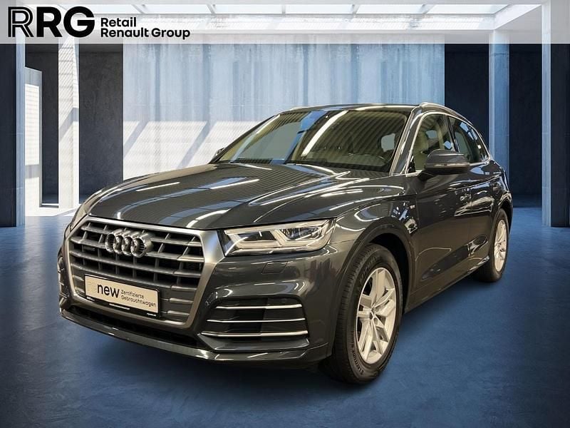 Grau Gebraucht 2020 Audi Q5 Ambiente SUV | 29.790 € (Guter Preis) - Bild 1/3