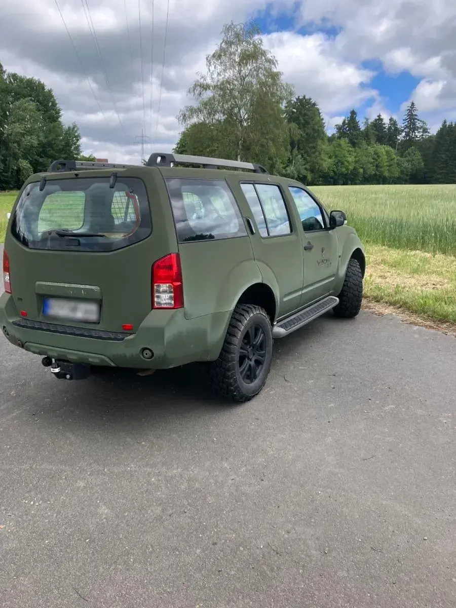 Gebraucht Nissan Pathfinder 190 PS (139 kW) 2015 Grün SUV