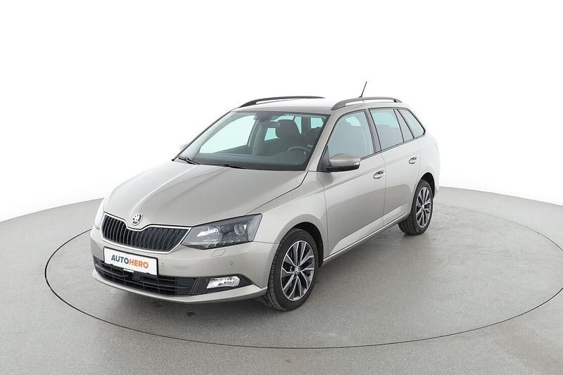 Grau Gebraucht 2018 Skoda Fabia Ambition Kombi | 10.640 € (Fairer Preis) - Bild 1/3