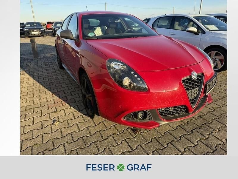 Colore esterno (alfa rot) Gebraucht 2020 Alfa Romeo Giulietta Limousine | 13.350 € (Guter Preis) - Bild 1/4