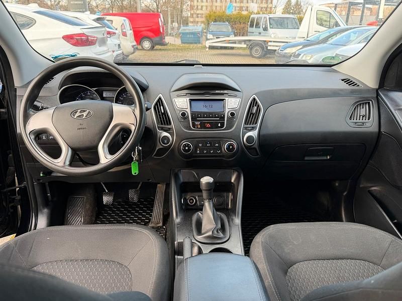 Gebraucht Hyundai ix35 163 PS (119 kW) 2012 Schwarz SUV