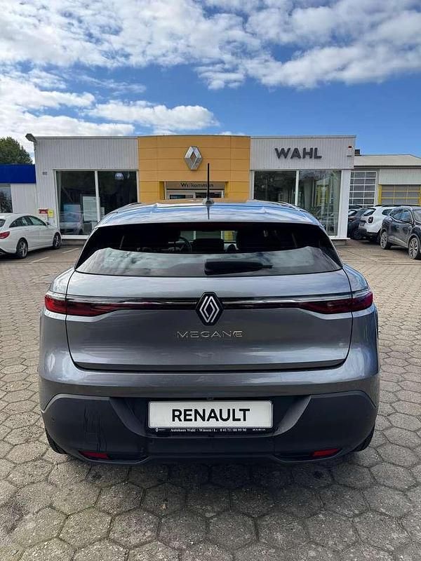 Gebraucht Renault Megane E-Tech Evolution 96 kW (131 PS) 2023 Schiefergrau Limousine