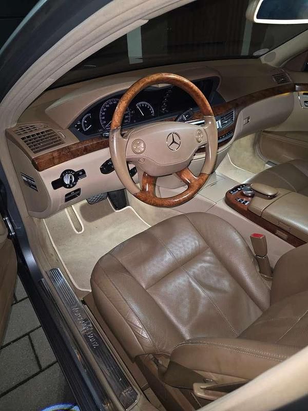 Gebraucht Mercedes S500 387 PS (284 kW) 2006 Grau Limousine