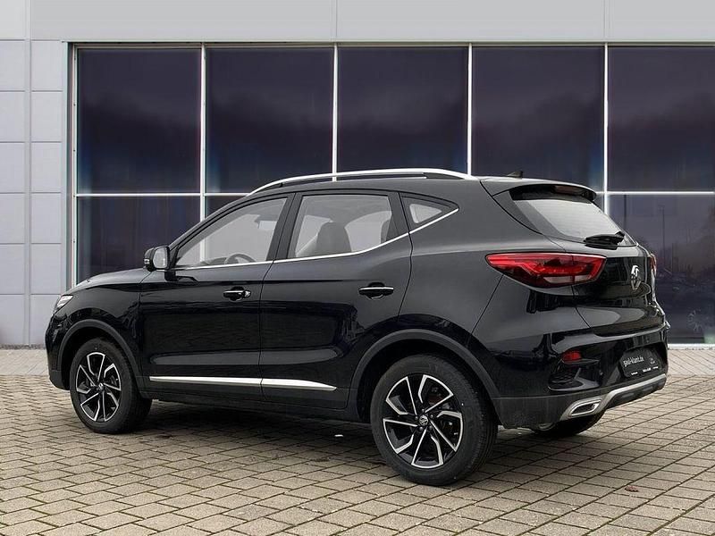Gebraucht MG ZS Luxury 111 PS (81 kW) 2024 Pebble black (metallic) SUV