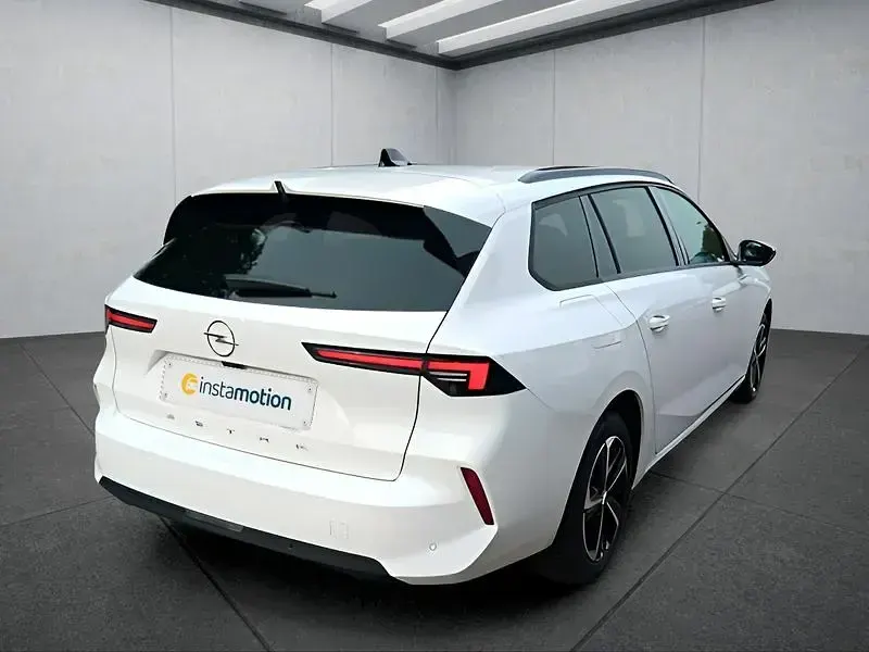 Gebraucht Opel Astra 110 PS (80 kW) 2024 Weiß Kleinwagen