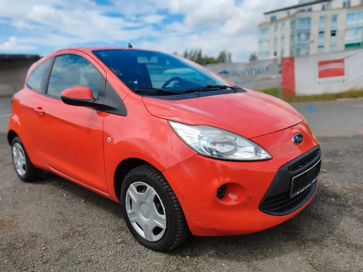 Gebraucht Ford Ka Trend 69 PS (50 kW) 2011 Rot Kleinwagen