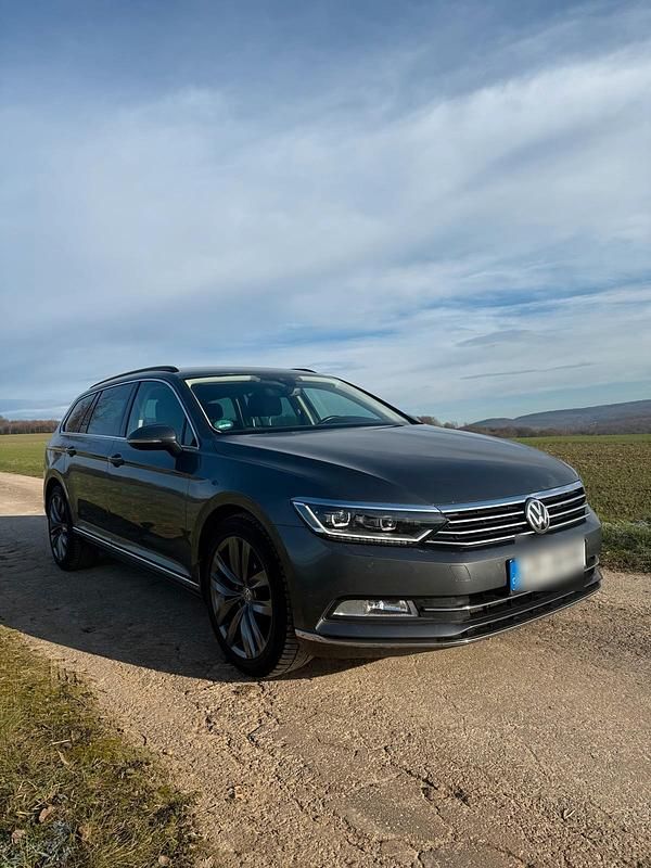 Gebraucht 2016 VW Passat Highline Kombi | 11.750 € (Superpreis) - Bild 1/4