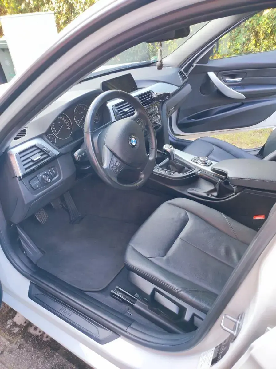Gebraucht BMW 320 184 PS (135 kW) 2016 Weiß Kombi