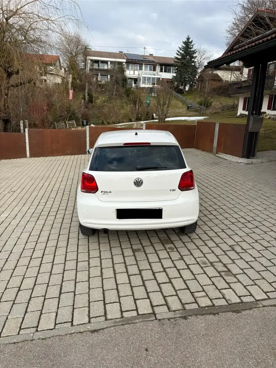 Second-hand VW Polo Life 90 CP (66 kW) 2014 Alb Hatchback