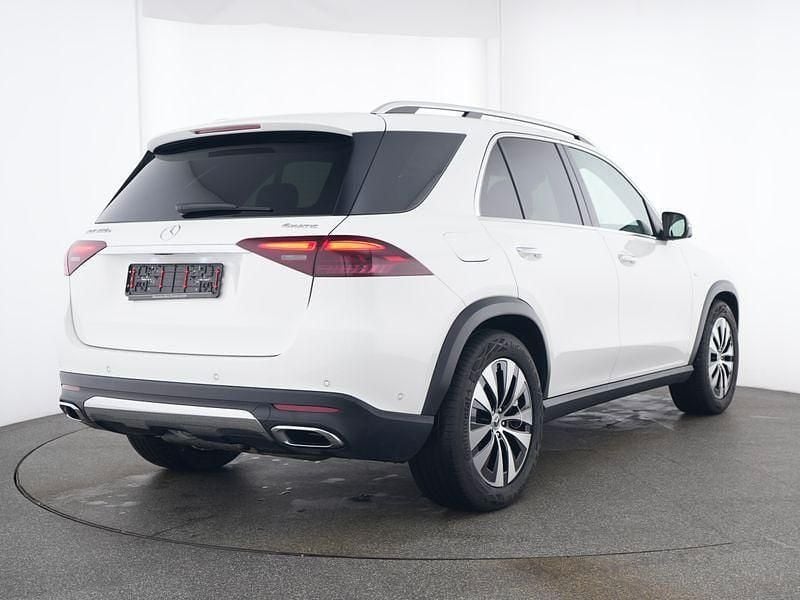 Gebraucht Mercedes GLE400 252 PS (185 kW) 2025 Weiß SUV