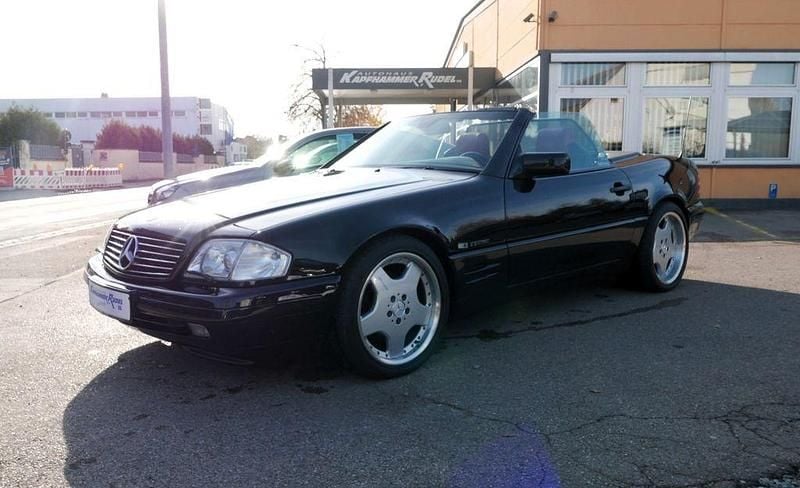 Schwarz Gebraucht 1998 Mercedes SL320 Edition Cabrio | 34.999 € (Fairer Preis) - Bild 1/4