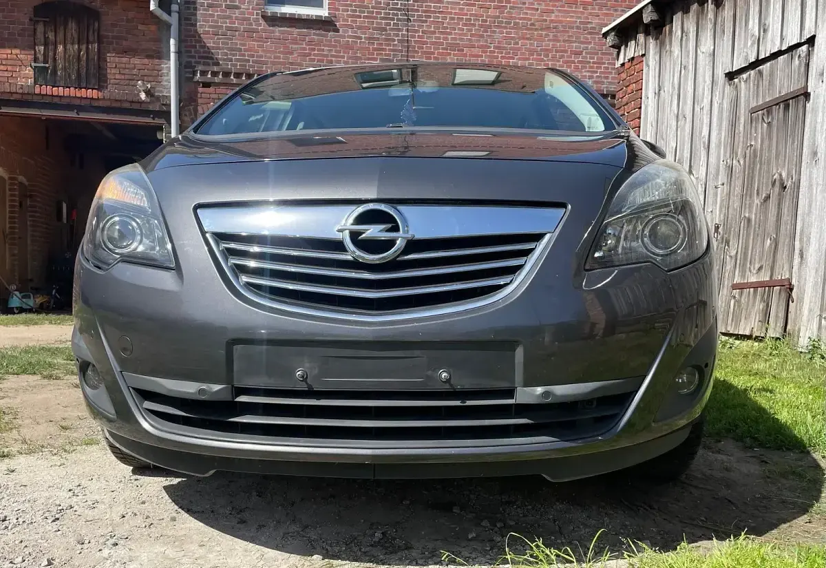Gebraucht Opel Meriva 140 PS (102 kW) 2011 Grau Van / Kleinbus