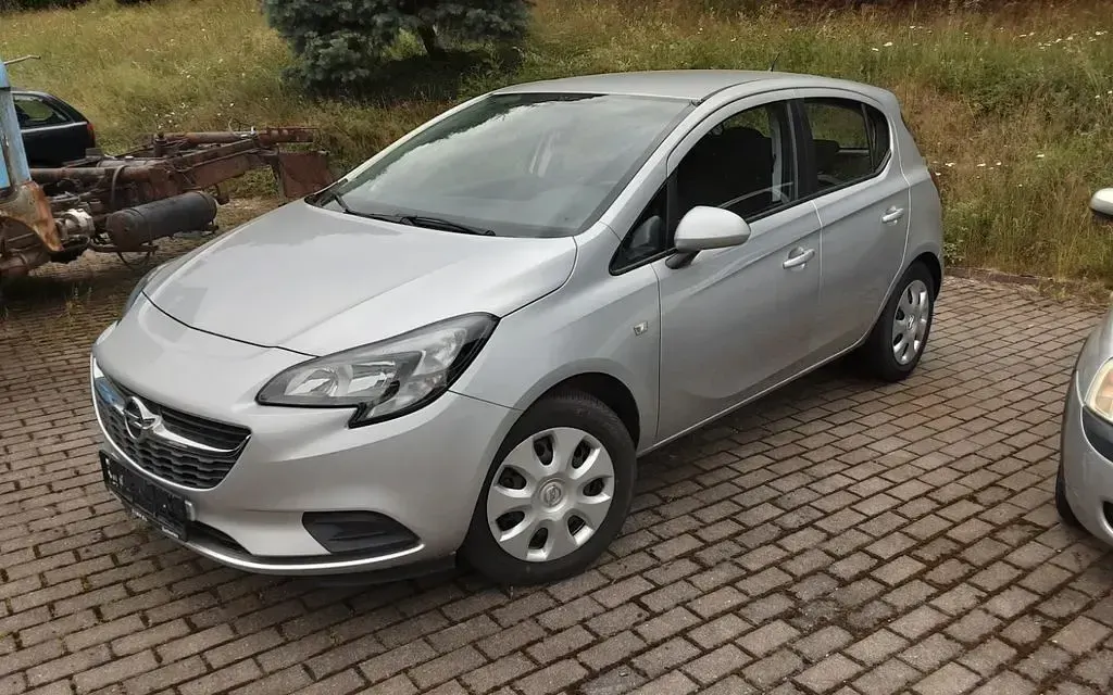Gebraucht Opel Corsa Color Edition 69 PS (50 kW) 2015 Silber Kleinwagen