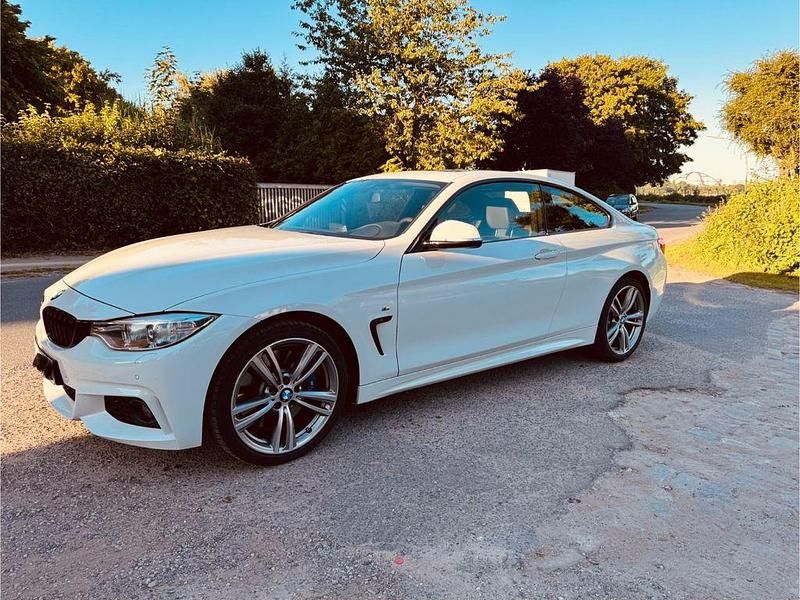Weiß Gebraucht 2014 BMW 430 M Sport Coupé | 22.999 € (Etwas zu teuer) - Bild 1/4