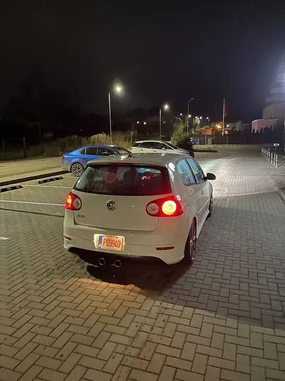 Gebraucht VW Golf VI R 254 PS (186 kW) 2008 Weiß Kleinwagen