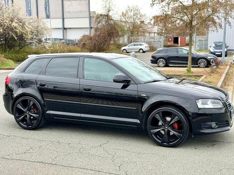 Gebraucht Audi A3 S-Line 125 PS (91 kW) 2010 Schwarz Kleinwagen