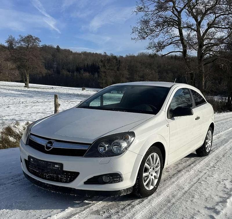 Gebraucht Opel Astra Selection 90 PS (66 kW) 2009 Weiß Kleinwagen