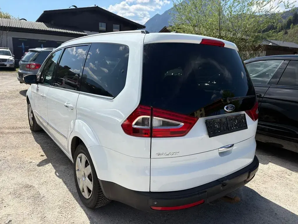 Gebraucht Ford Galaxy Titanium 140 PS (102 kW) 2013 Weiß Van / Kleinbus