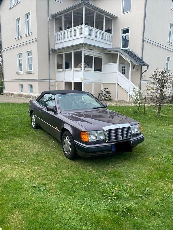 Gebraucht Mercedes E320 220 PS (161 kW) 1993 Cabrio