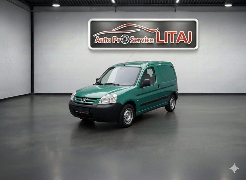 Grün Gebraucht 2006 Peugeot Partner Van / Kleinbus | 3.499 € (Fairer Preis) - Bild 1/4