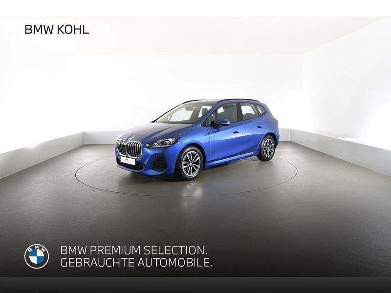Blau Gebraucht 2022 BMW 218 Active Tourer M Sport Van / Kleinbus | 27.770 € (Etwas zu teuer) - Bild 1/4