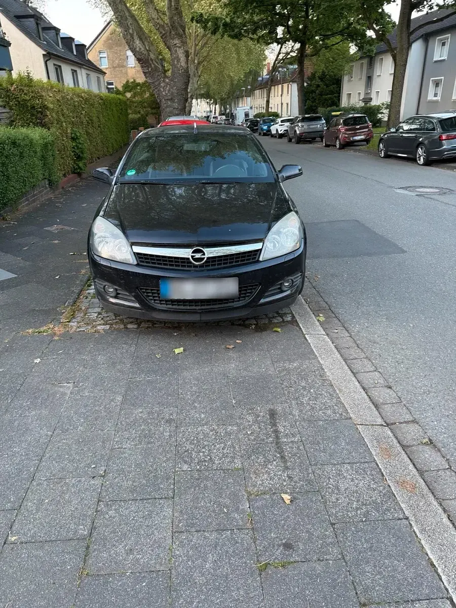 Gebraucht Opel Astra 150 PS (110 kW) 2006 Schwarz Cabrio