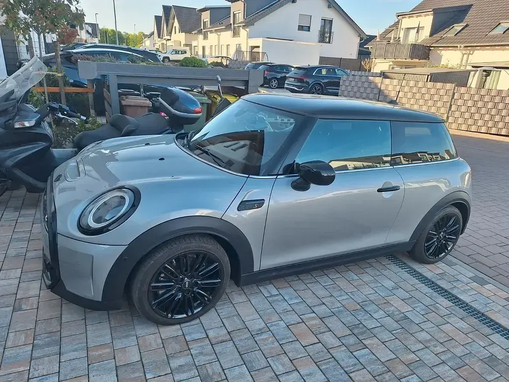 Second-hand Mini Cooper S 178 CP (130 kW) 2024 Gri Hatchback