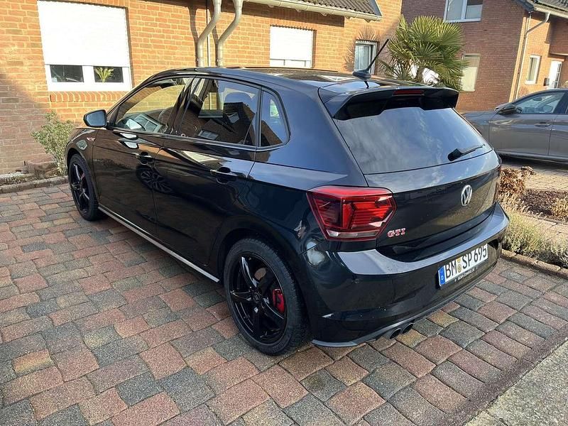 Gebraucht VW Polo Beats 200 PS (147 kW) 2018 Schwarz Limousine