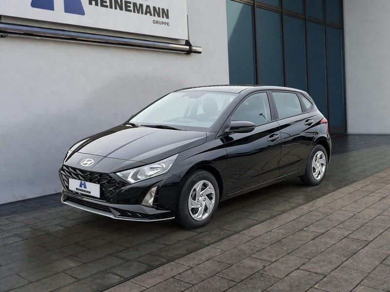 Schwarz Neu 2025 Hyundai i20 Select Limousine | 21.490 € (Fairer Preis) - Bild 1/4
