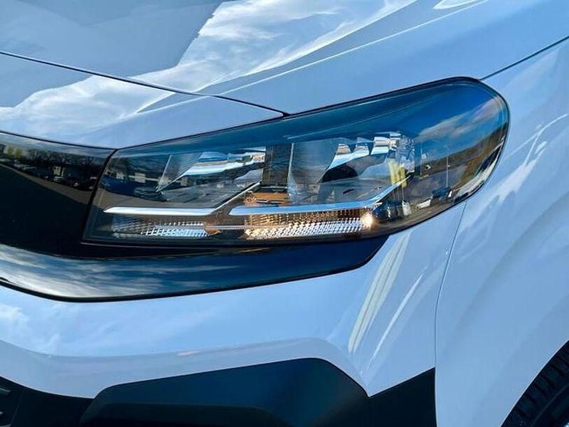 Gebraucht Opel Vivaro 144 PS (105 kW) 2024 Kaolinaweiß Van / Kleinbus