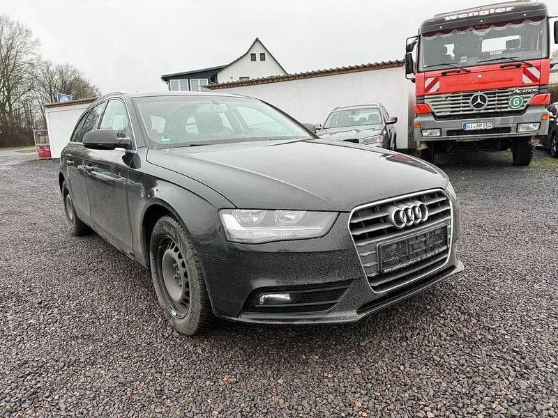 Gebraucht Audi A4 Attraction 150 PS (110 kW) 2015 Schwarz Kombi