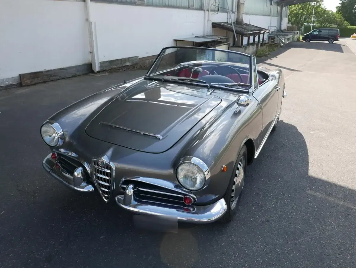 Gebraucht Alfa Romeo Giulia 92 PS (67 kW) 1964 Silber Cabrio