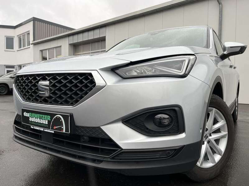 Reflexsilber Gebraucht 2021 Seat Tarraco Style SUV | 26.140 € (Guter Preis) - Bild 1/4