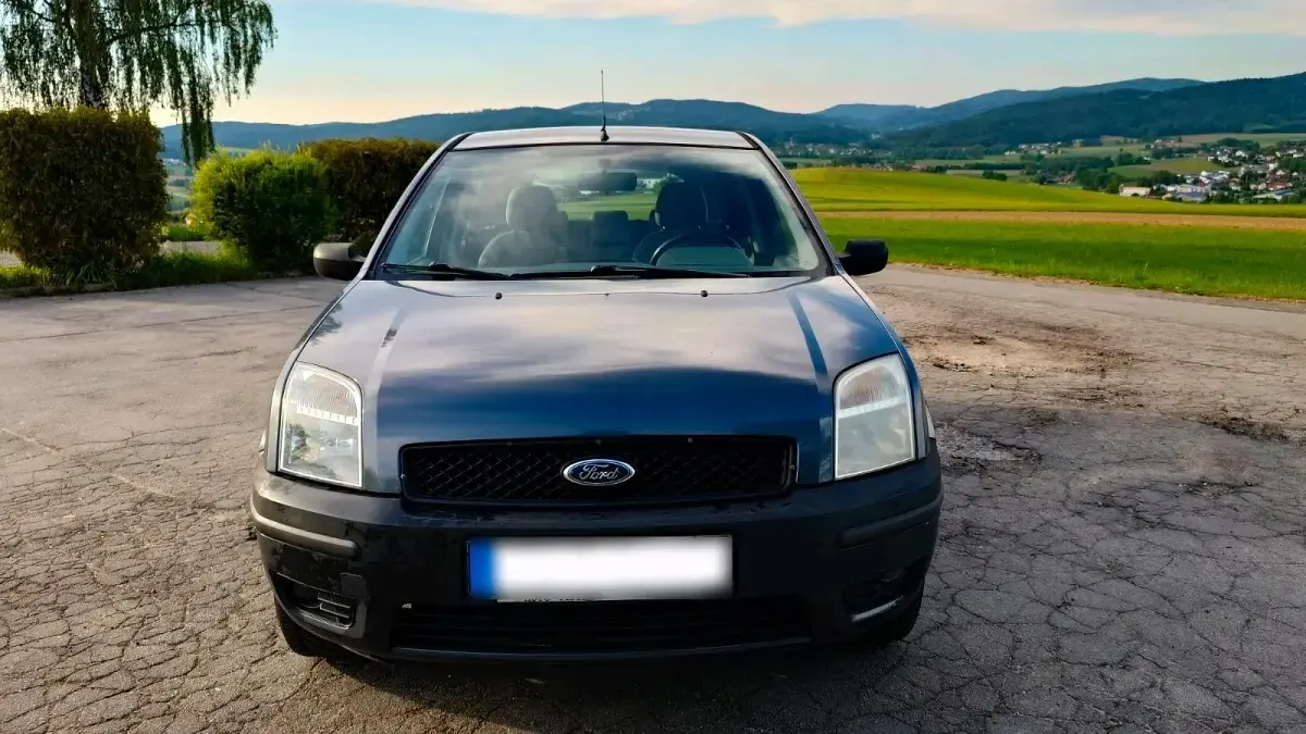 Gebraucht Ford Fusion 60 PS (44 kW) 2003 Silber Kleinwagen