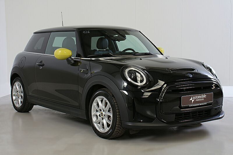 Gebraucht Mini Cooper S 135 kW (184 PS) 2022 Schwarz Kleinwagen