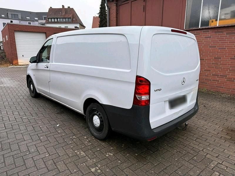 Gebraucht Mercedes Vito 116 PS (85 kW) 2014 Weiß Van