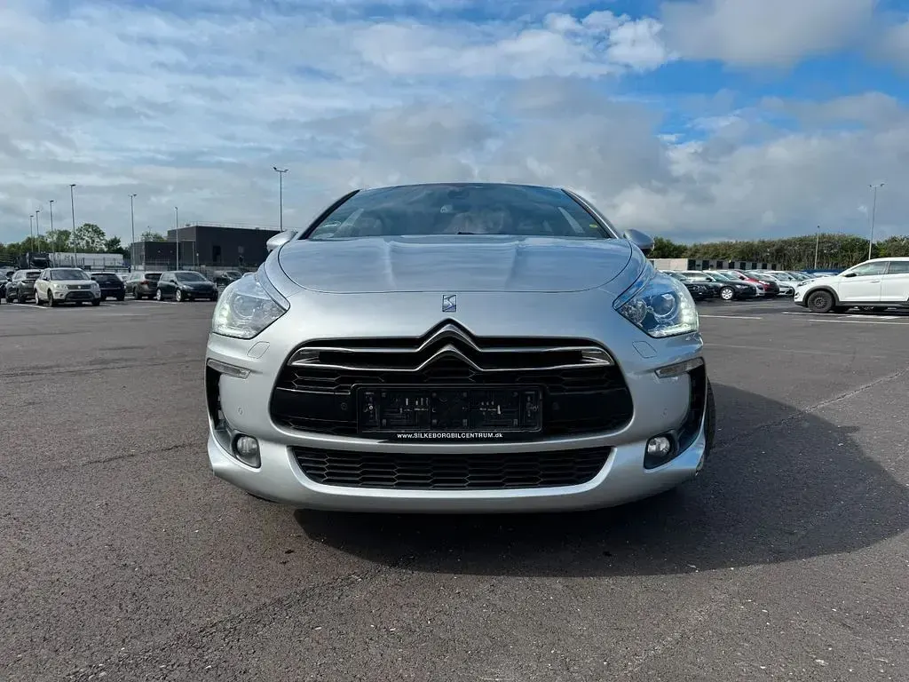 Gebraucht Citroën DS5 179 PS (131 kW) 2015 Grau Kleinwagen