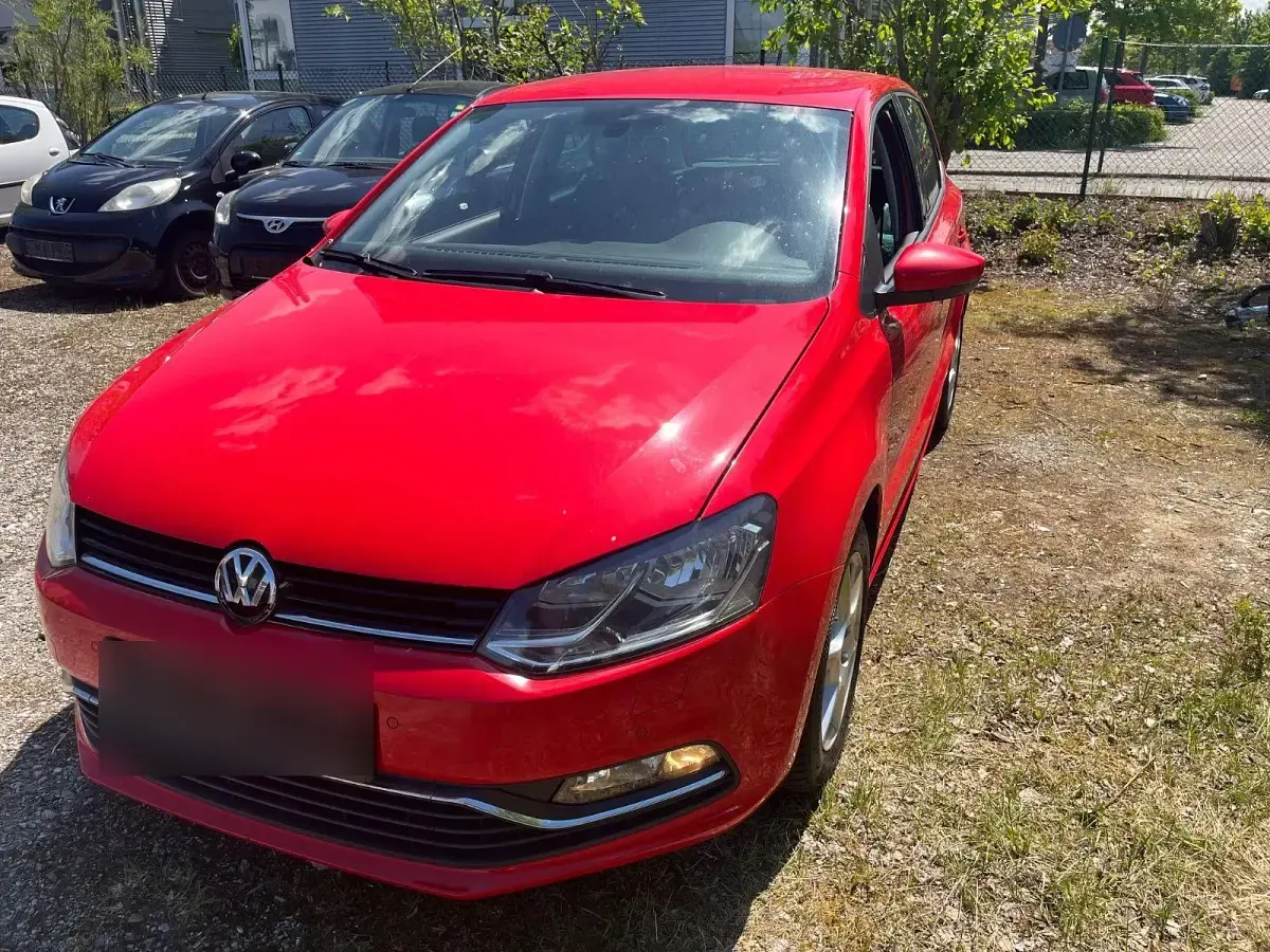 Gebraucht VW Polo Allstar 90 PS (66 kW) 2016 Rot Kleinwagen