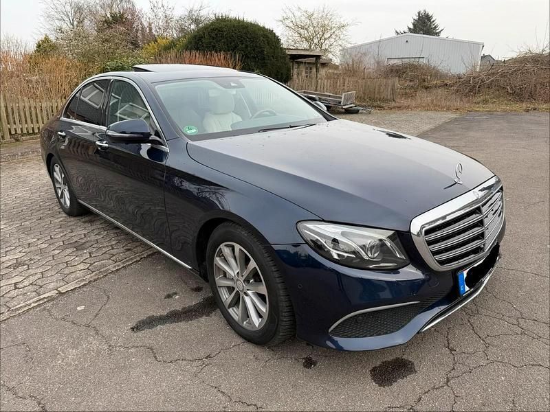 Gebraucht Mercedes E350 Exclusive 259 PS (190 kW) 2016 Limousine