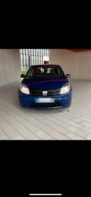 Blau Gebraucht 2009 Dacia Sandero Kleinwagen | 1.399 € (Guter Preis) - Bild 1/4
