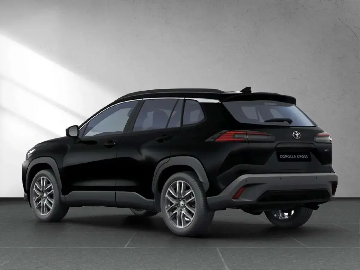 Gebraucht Toyota Corolla Cross Basis 197 PS (144 kW) 2025 Mysticschwarz mica SUV