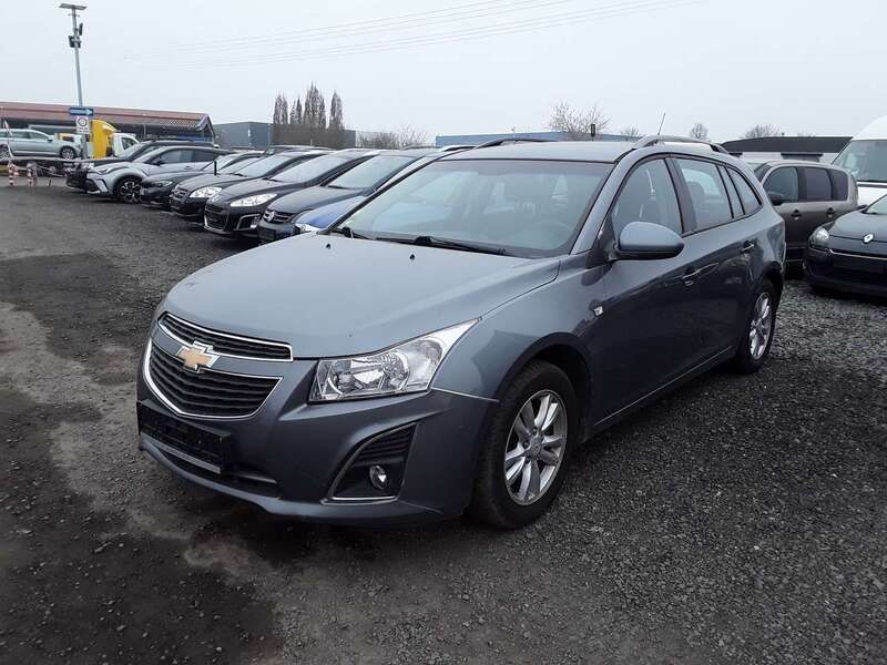 Grau Gebraucht 2013 Chevrolet Cruze LT Kombi | 2.950 € (Fairer Preis) - Bild 1/4