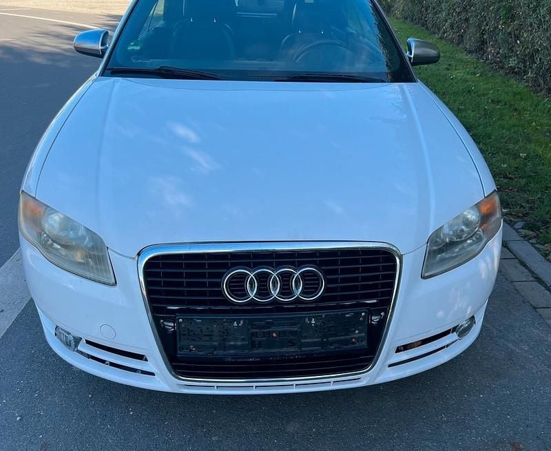 Weiß Gebraucht 2004 Audi A4 Cabriolet S-Line Cabrio | 2.900 € (Superpreis) - Bild 1/4