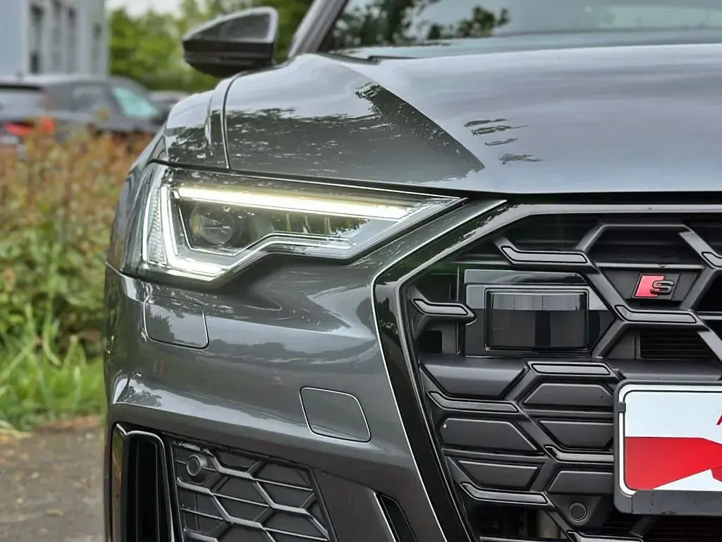 Gebraucht Audi S6 Ambiente 344 PS (253 kW) 2025 Grau Kombi