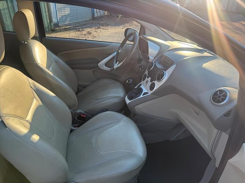 Gebraucht Ford Ka 69 PS (50 kW) 2009 Violet Kleinwagen