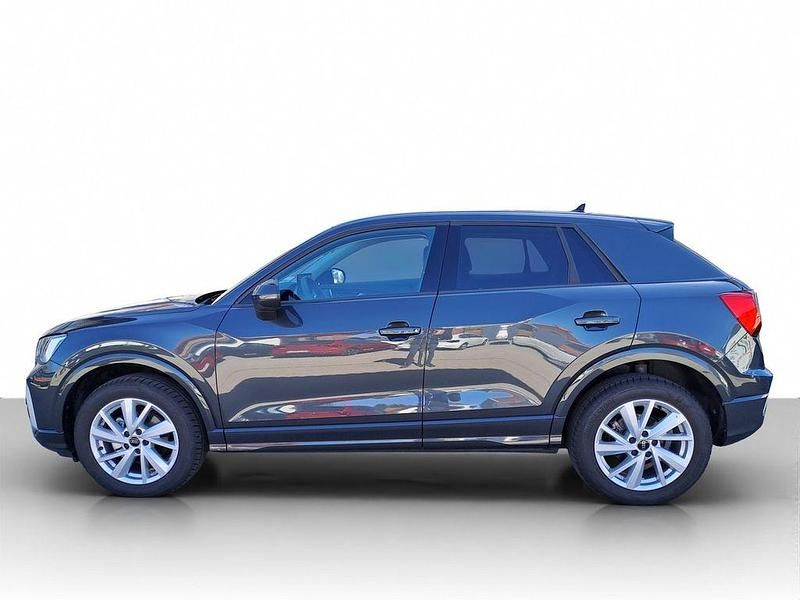 Second-hand Audi Q2 Advanced 150 CP (110 kW) 2025 Gri SUV