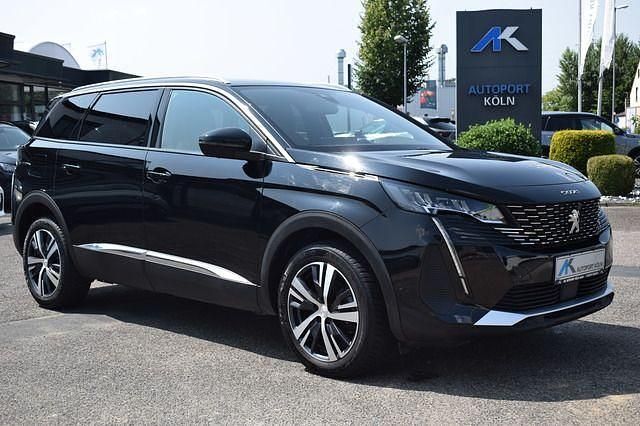 Schwarz Gebraucht 2023 Peugeot 5008 Allure Van / Kleinbus | 23.890 € (Fairer Preis) - Bild 1/4