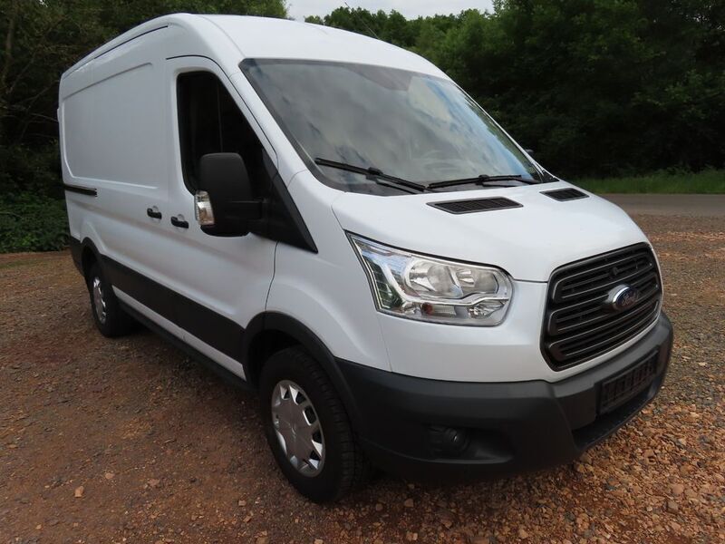 Weiß Gebraucht 2019 Ford Transit Trend Van / Kleinbus | 19.800 € (Fairer Preis) - Bild 1/4