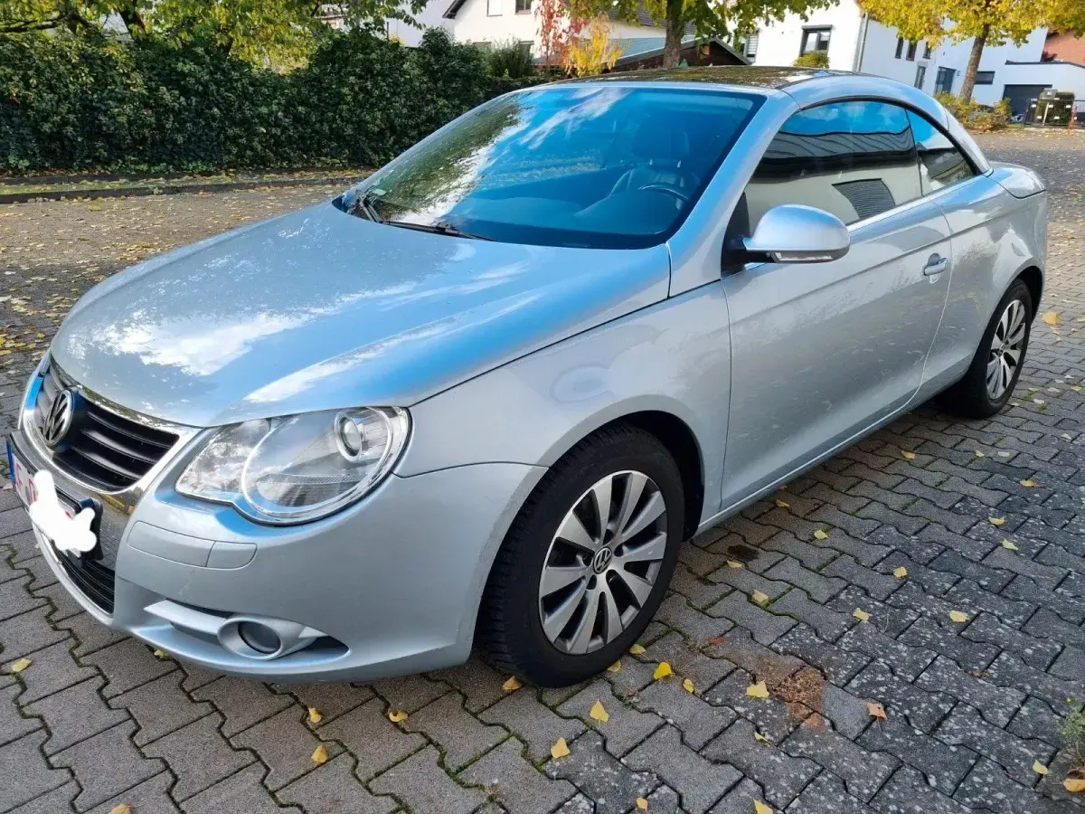 Usata VW Eos 116 CV (85 kW) 2006 Argento Cabrio