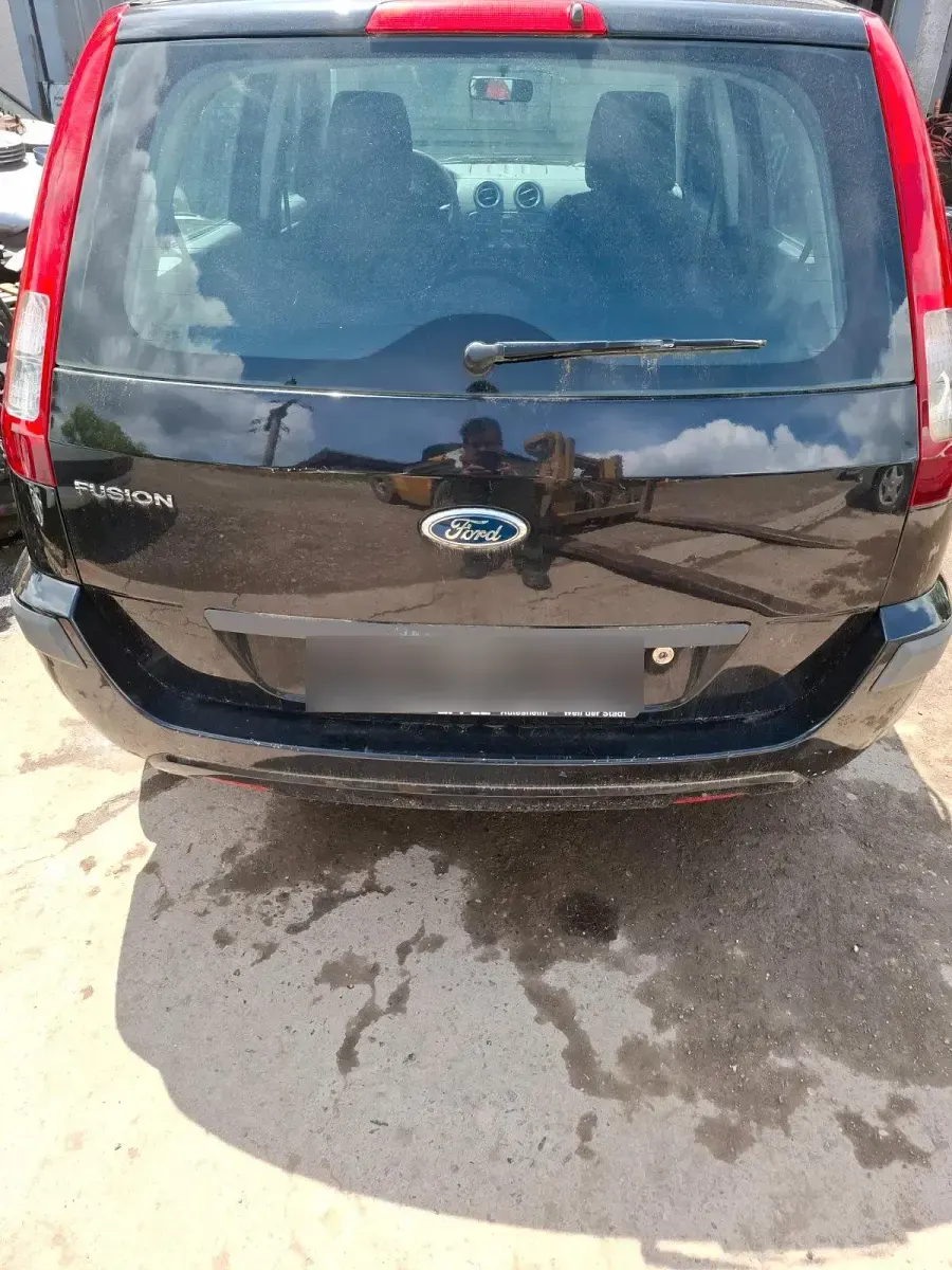 Gebraucht Ford Fusion 74 PS (54 kW) 2009 Schwarz Kleinwagen